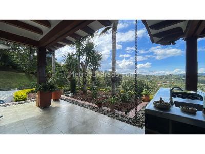 Casa de 3 alcobas en venta en Loma Del Escodero, Envigado · foto 5 de 12
