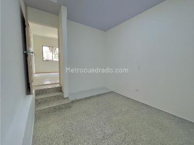 Casa de 3 alcobas en venta en La America Santa Monica, Medellín, 149 m² · foto 7 de 15