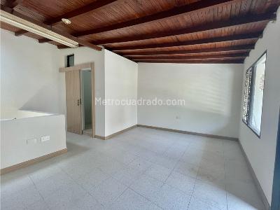 Casa de 3 alcobas en venta en La America Santa Monica, Medellín, 149 m² · foto 9 de 15