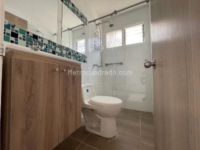Casa de 3 alcobas en venta en La America Santa Monica, Medellín, 149 m² · foto 12 de 15