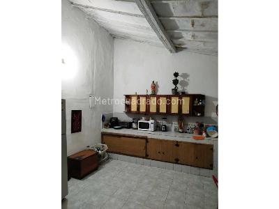 Casa de 4 alcobas en venta en Villa Hermosa, Medellín, 230 m² · foto 4 de 20