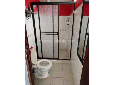 Casa de 4 alcobas en venta en Villa Hermosa, Medellín, 230 m² · foto 15 de 20