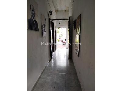 Casa de 4 alcobas en venta en Villa Hermosa, Medellín, 230 m² · foto 16 de 20