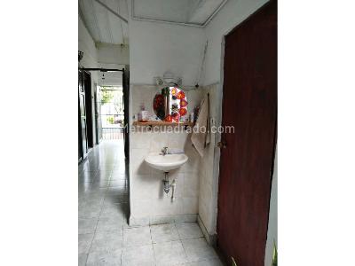 Casa de 4 alcobas en venta en Villa Hermosa, Medellín, 230 m² · foto 17 de 20