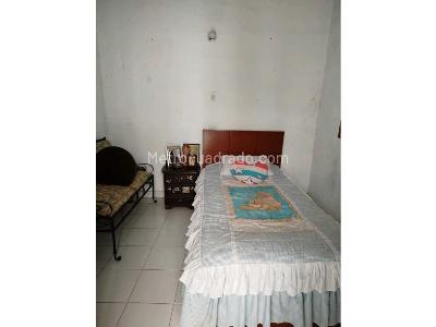 Casa de 4 alcobas en venta en Villa Hermosa, Medellín, 230 m² · foto 19 de 20