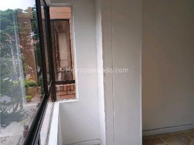 Apartamento en venta en La Castellana, Medellín · foto 7 de 20