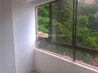 Apartamento en venta en La Castellana, Medellín · foto 18 de 20