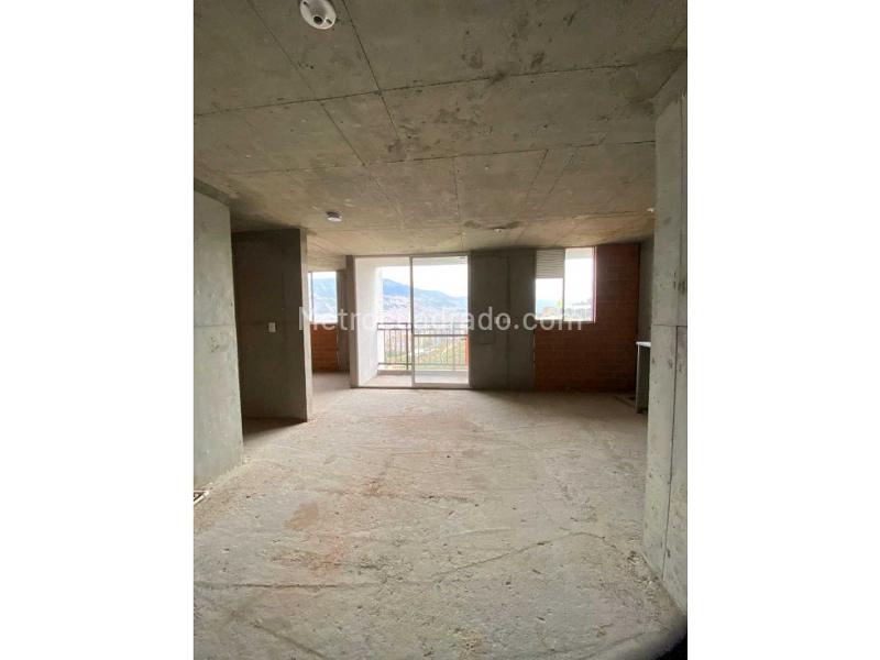 Piso – Bello - Vista 2
