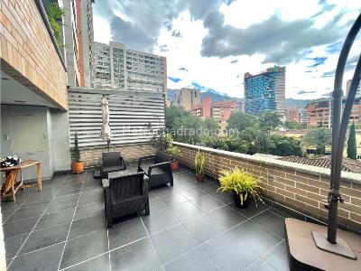 Apartamento en venta en El Poblado, Medellín · foto 2 de 20