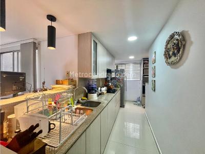 Apartamento en venta en El Poblado, Medellín · foto 12 de 20