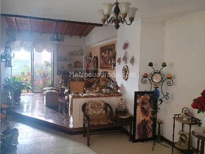 Apartamento en venta en Los Colores, Medellín · foto 17 de 20