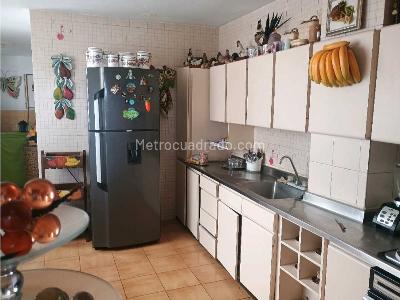 Apartamento en venta en Los Colores, Medellín · foto 18 de 20