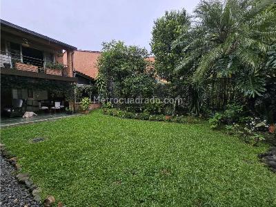 Casa de 5 alcobas en venta en Loma Del Chocho, Envigado, 345 m² · foto 18 de 20