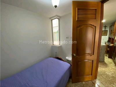 Apartamento de 4 alcobas en venta en Florida Nueva Estadio, Medellín, 102 m² · foto 10 de 20