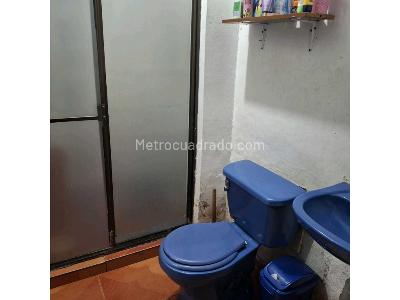 Casa de 4 alcobas en venta en Villa Hermosa, Medellín, 150 m² · foto 5 de 6