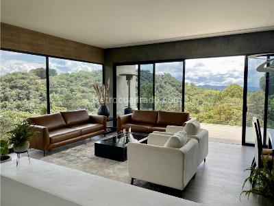 Casa de 4 alcobas en venta en Alto De Las Palmas, Medellín, 749 m² · foto 2 de 20