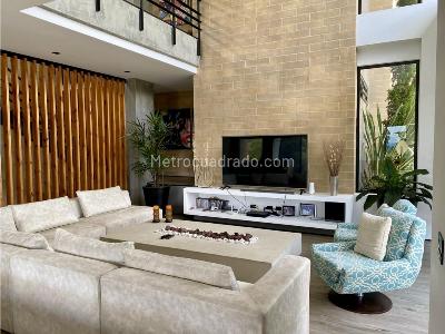 Casa de 4 alcobas en venta en Alto De Las Palmas, Medellín, 749 m² · foto 3 de 20