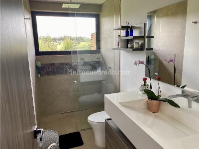 Casa de 4 alcobas en venta en Alto De Las Palmas, Medellín, 749 m² · foto 17 de 20