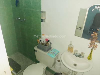 Casa de 4 alcobas en venta en Simon Bolivar, Medellín, 220 m² · foto 15 de 20