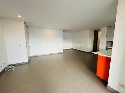 Apartamento de 3 alcobas en venta en El Poblado, Medellín, 107 m² · foto 7 de 20