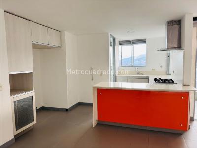 Apartamento de 3 alcobas en venta en El Poblado, Medellín, 107 m² · foto 8 de 20