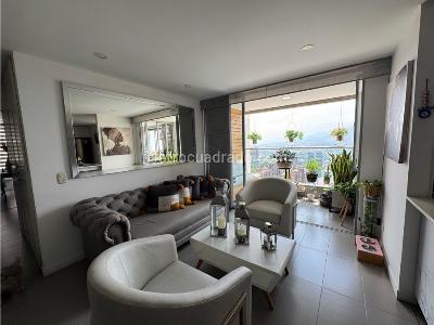 Apartamento de 3 alcobas en venta en El Poblado, Medellín, 102 m² · foto 4 de 20