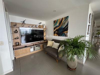 Apartamento de 3 alcobas en venta en El Poblado, Medellín, 102 m² · foto 9 de 20