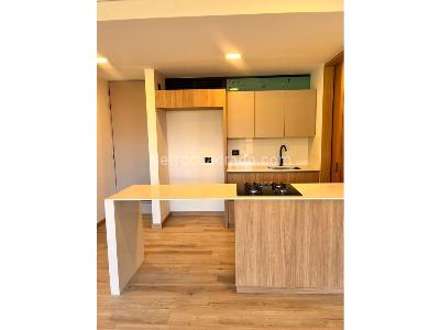 Apartamento de 1 alcoba en venta en Alto De Las Palmas, Medellín, 82 m² · foto 3 de 10