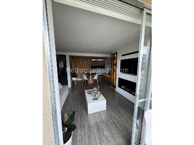Apartamento en venta en Belen Loma De Los Bernal, Medellín · foto 2 de 20