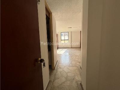Apartamento en venta en El Velodromo, Medellín · foto 7 de 20