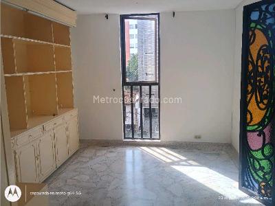 Apartamento de 4 alcobas en venta en Velodromo Estadio, Medellín, 126 m² · foto 5 de 20