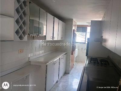 Apartamento de 4 alcobas en venta en Velodromo Estadio, Medellín, 126 m² · foto 12 de 20
