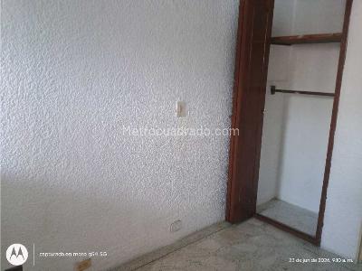 Apartamento de 4 alcobas en venta en Velodromo Estadio, Medellín, 126 m² · foto 15 de 20