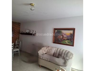 Apartamento en venta en Itagui Santamaria 2, Itagüí · foto 2 de 11