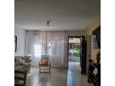 Apartamento en venta en Itagui Santamaria 2, Itagüí · foto 3 de 11
