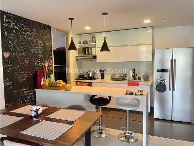 Apartamento de 3 alcobas en venta en Loma De Cumbres, Envigado, 98 m² · foto 4 de 20