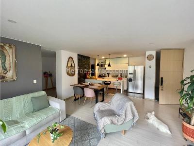 Apartamento de 3 alcobas en venta en Loma De Cumbres, Envigado, 98 m² · foto 10 de 20