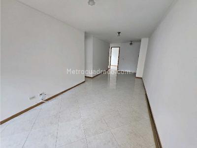 Apartamento de 3 alcobas en venta en Jardines, Envigado, 78 m² · foto 4 de 18