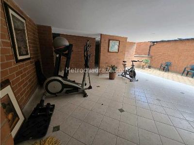 Apartamento de 3 alcobas en venta en Jardines, Envigado, 78 m² · foto 17 de 18