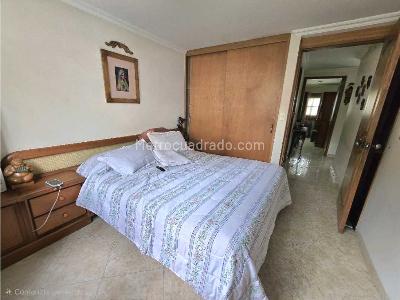 Apartamento en venta en Los Colores, Medellín · foto 14 de 20