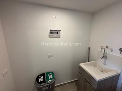 Apartamento de 3 alcobas en venta en Ciudad Del Rio, Medellín, 72 m² · foto 4 de 15