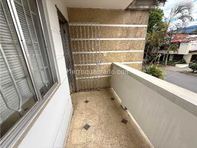 Apartamento de 5 alcobas en venta en Calasanz Parte Baja, Medellín, 150 m² · foto 9 de 20