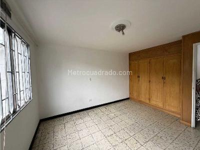 Apartamento de 5 alcobas en venta en Calasanz Parte Baja, Medellín, 150 m² · foto 15 de 20