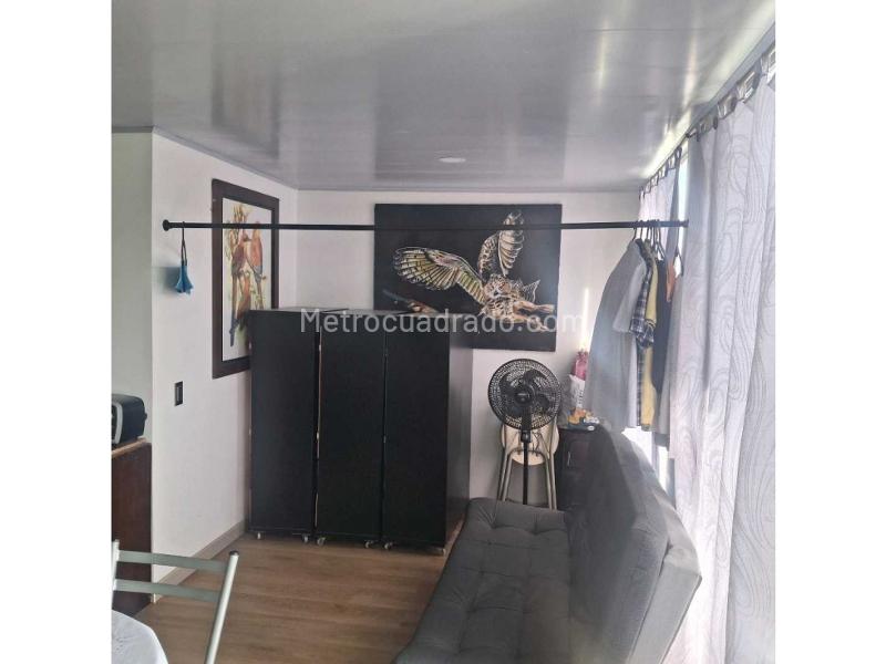 Piso – Medellín, San Javier - Más