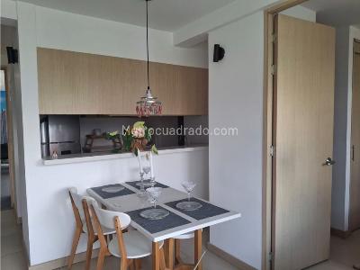 Apartamento de 3 alcobas en venta en Calasanz Mall Santana, Medellín, 58 m² · foto 2 de 13