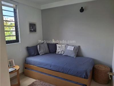 Apartamento de 3 alcobas en venta en Calasanz Mall Santana, Medellín, 58 m² · foto 7 de 13