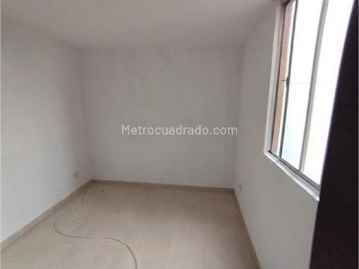 Apartamento de 2 alcobas en venta en La Milagrosa, Medellín, 37 m² · foto 7 de 10