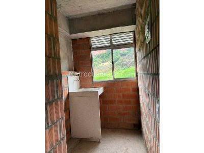 Apartamento en venta en Robledo, Medellín · foto 4 de 14