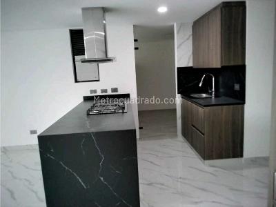 Apartamento en venta en Calasanz Parte Baja, Medellín · foto 5 de 13