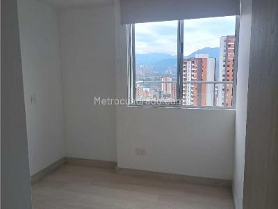 Apartamento de 3 alcobas en venta en Sabaneta, Sabaneta, 85 m² · foto 6 de 20